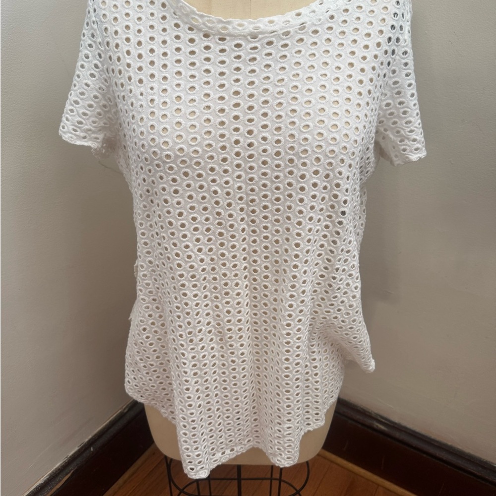 Wilfred White Eyelet Short Sleeve Top